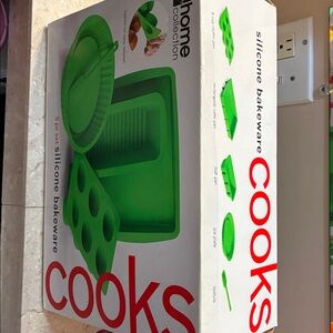 5 piece silicone bakeware